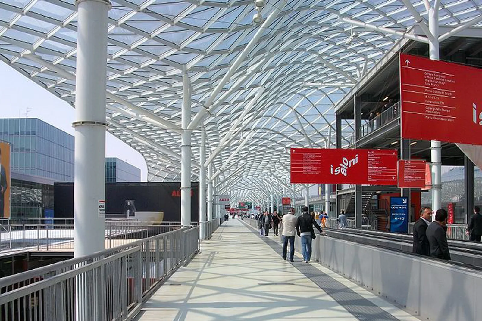 Private transfer from Milan Malpensa Airport (MXP) to Fiera Milano Rho — 40 km, licensed chauffeur