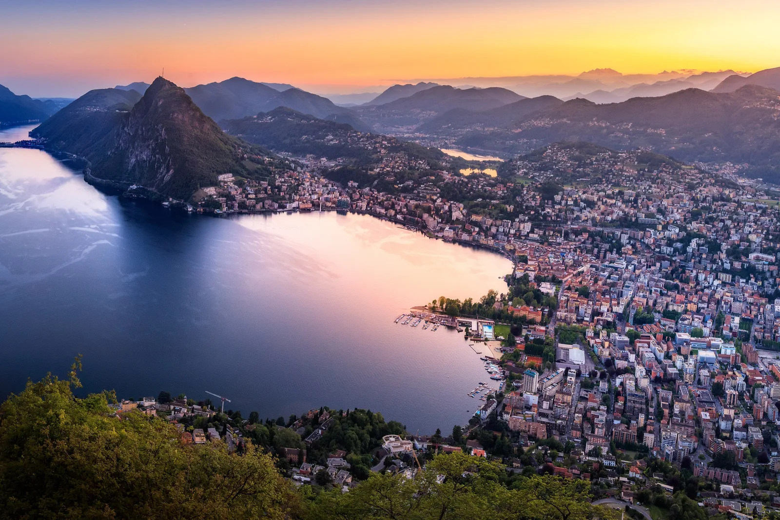 Private transfer from Milan Malpensa Airport (MXP) to Lugano (Svizzera) — 67 km, licensed chauffeur