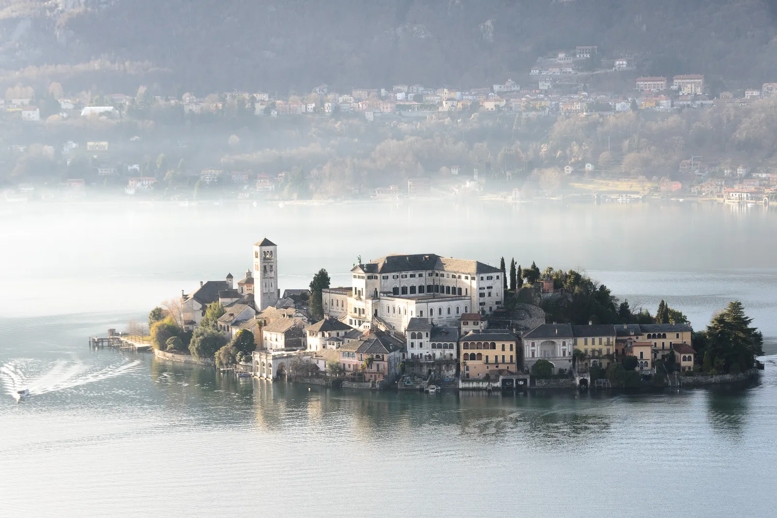 Private transfer from Milan Malpensa Airport (MXP) to Orta San Giulio — 47 km, licensed chauffeur